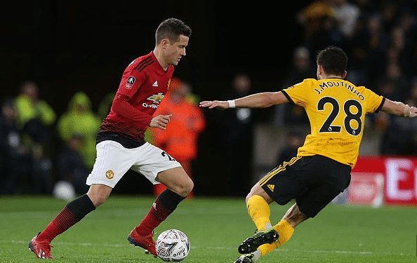 球迷们讨论 球迷们讨论