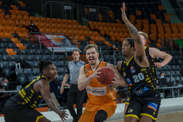 这两个方面 这两个方面